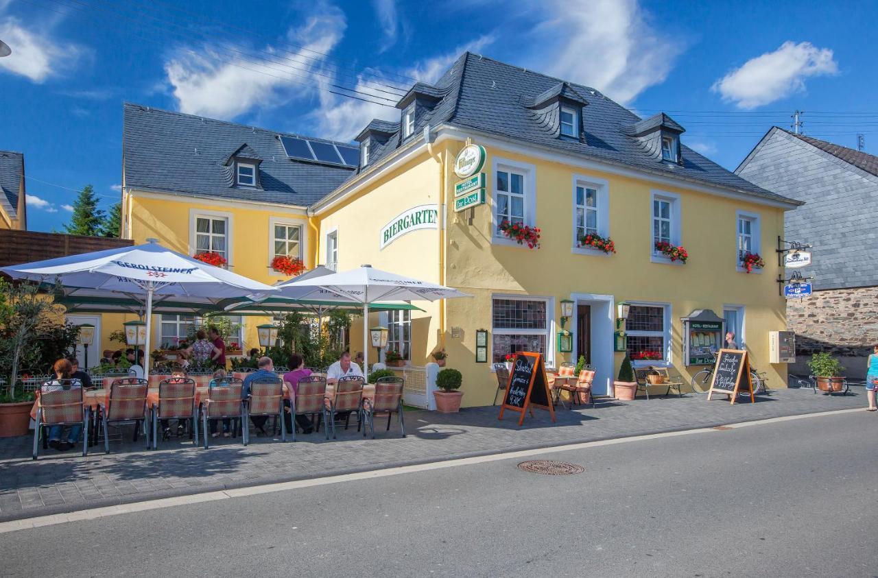 Hotel Zur Post Mulheim an der Mosel Exterior foto