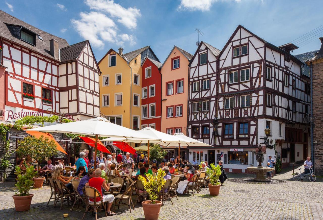 Hotel Zur Post Mulheim an der Mosel Exterior foto